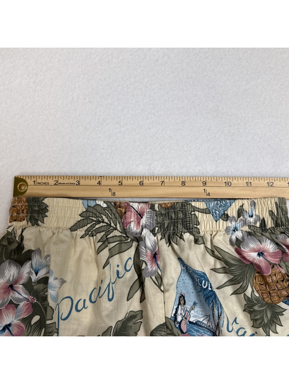 HILO HATTIE Hawaiian Original 2 Pc Set Medium Shorts Top Blouse Floral Tour Vtg - Picture 8 of 12